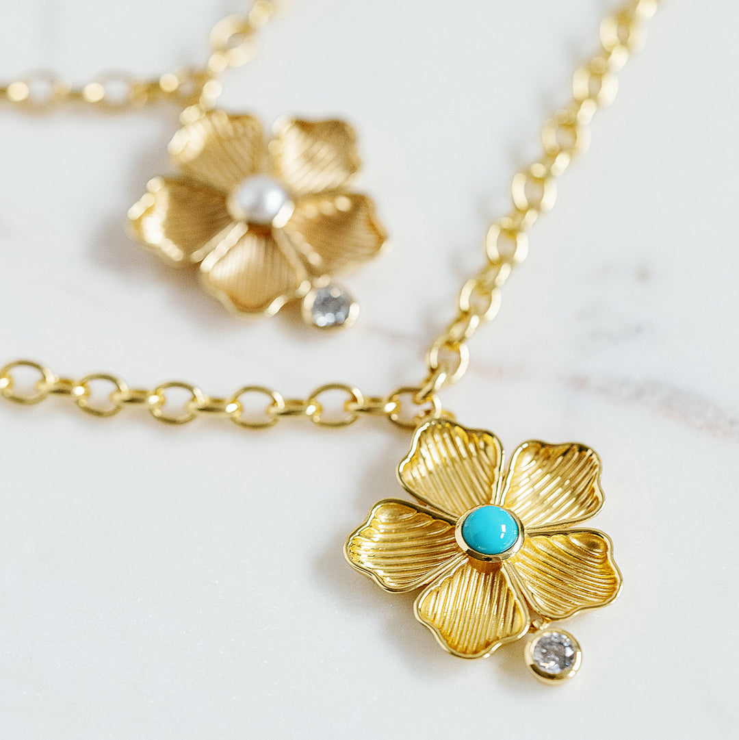 Flower Power Necklace in Pearl