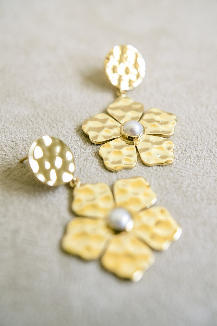 Hammered Gold Belle Flower Drop Earrings in Pearl