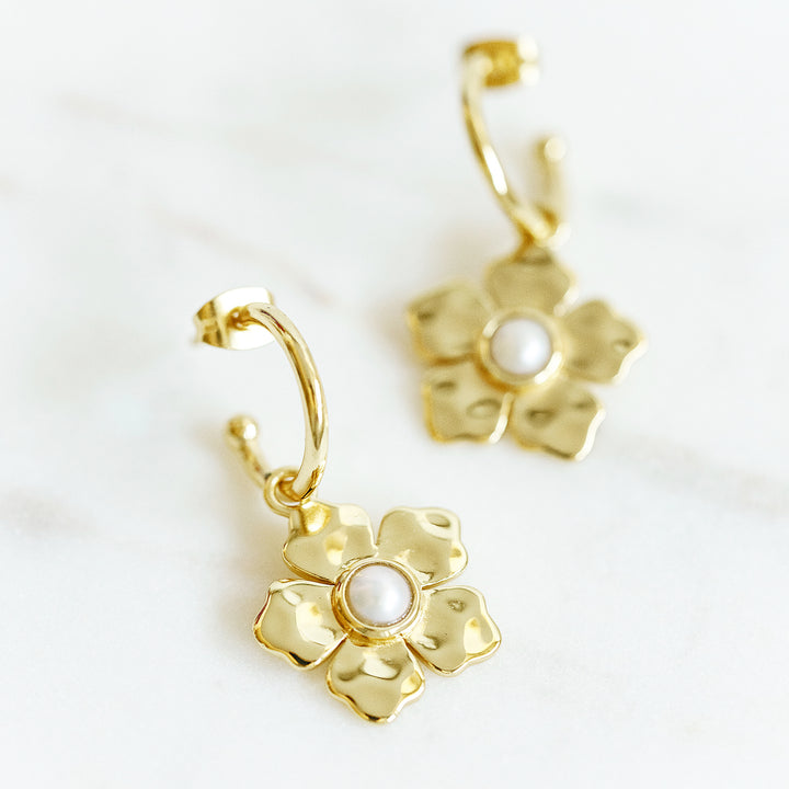 Hammered Gold Flower Charm Huggie Hoop Earrings in Pearl